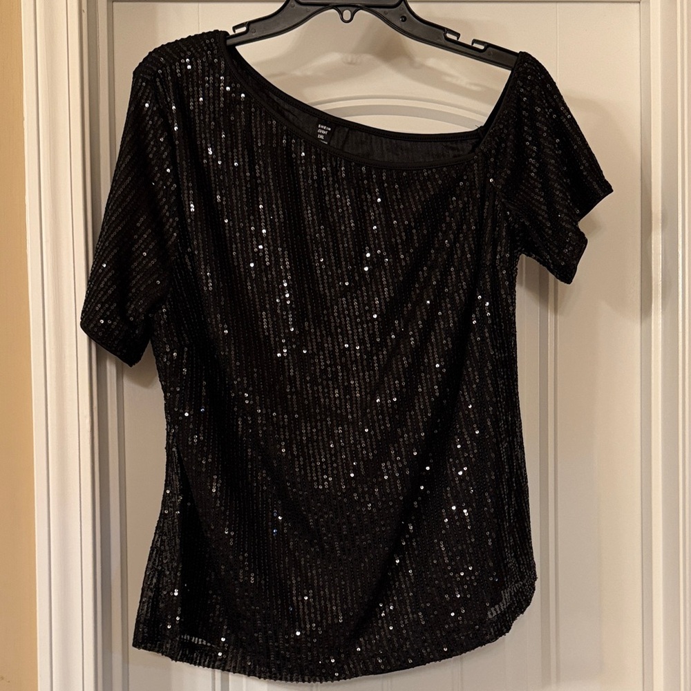 SHEIN Black Sequin Short Sleeve Top NWOT